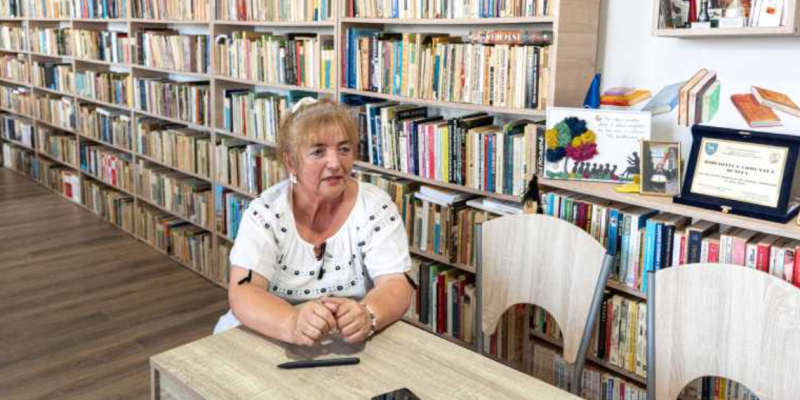 BIBLIOTECA AZI/ Dâmbovița: Ocnița și puterea unei biblioteci - cum o bibliotecară schimbă viața comunității